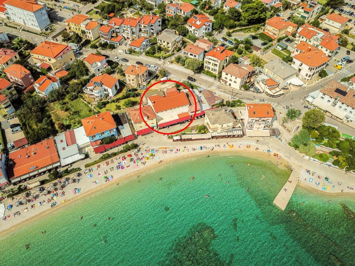 Apartment Bojan With Terrace And Sea View Башка Экстерьер фото