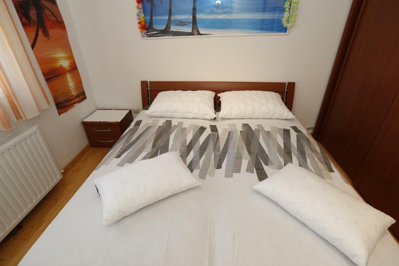 Apartment Bojan With Terrace And Sea View Башка Экстерьер фото